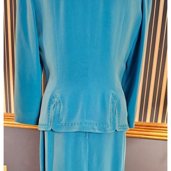 M.X.I. Vintage Blue 100% Silk Skirt Suit Set Size 10 - Picture 3 of 9